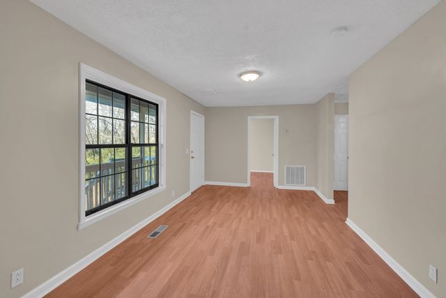 911 Douglas Ave, Nashville, TN 37206