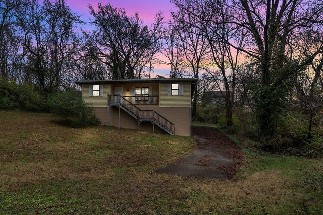 911 Douglas Ave, Nashville, TN 37206