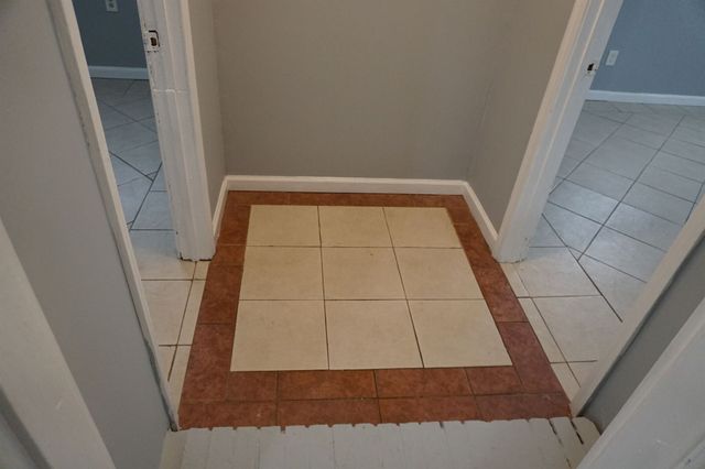 504 Pinecrest Drive, Riverdale, GA 30274