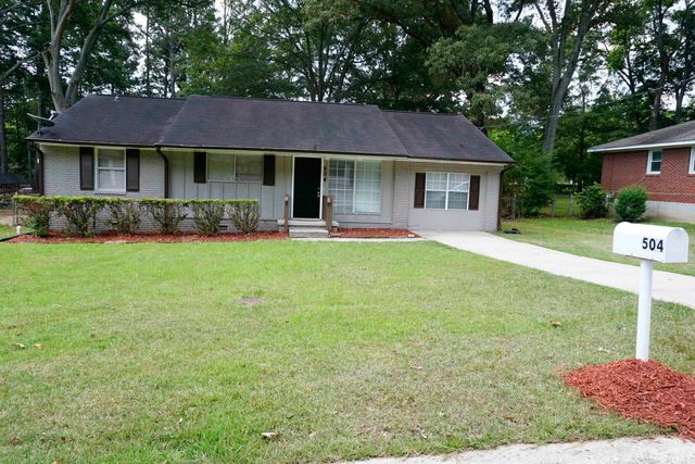 504 Pinecrest Drive, Riverdale, GA 30274