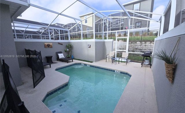 1036 Leader Street, Davenport, FL 33896