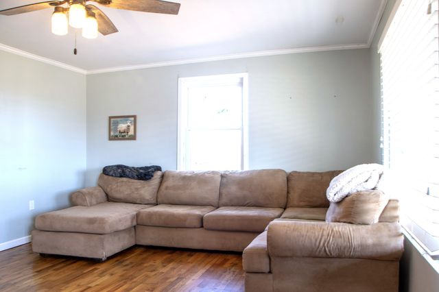 135 Campbellsville Pike, Ethridge, TN 38456