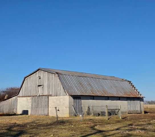 135 Campbellsville Pike, Ethridge, TN 38456