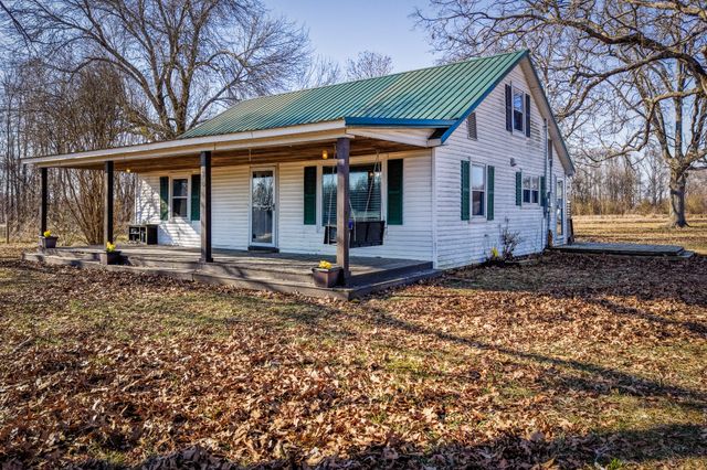 135 Campbellsville Pike, Ethridge, TN 38456