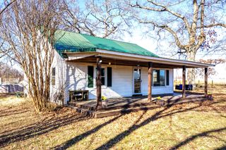 135 Campbellsville Pike, Ethridge, TN 38456