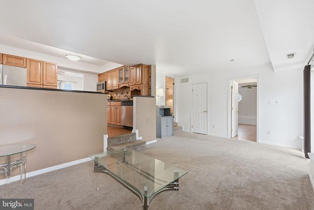 4402 FIELDGREEN RD, Nottingham, MD 21236