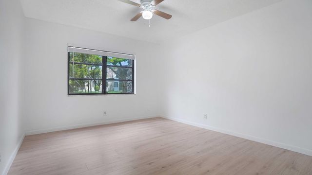 3105 Oakland Shores Drive J106, Oakland Park, FL 33309