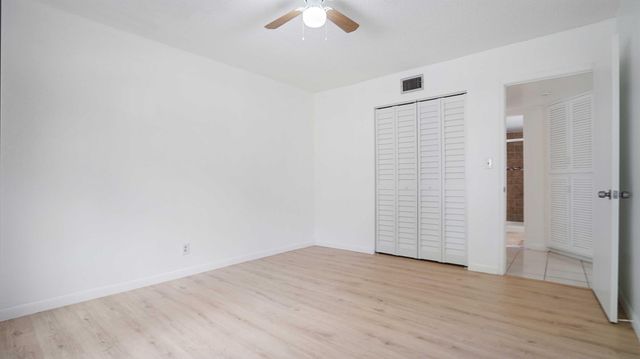 3105 Oakland Shores Drive J106, Oakland Park, FL 33309