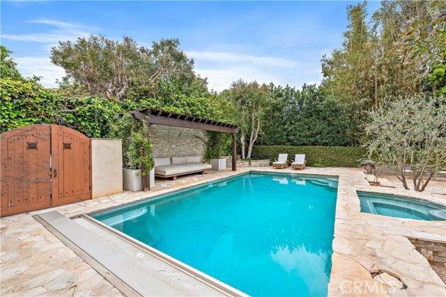 206 Driftwood Road, Corona Del Mar (newport Beach), CA 92625