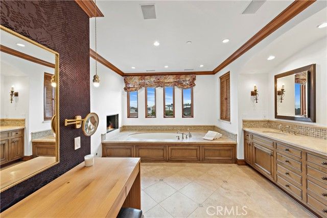 206 Driftwood Road, Corona Del Mar (newport Beach), CA 92625