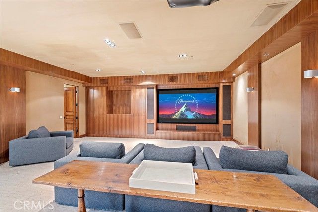 206 Driftwood Road, Corona Del Mar (newport Beach), CA 92625