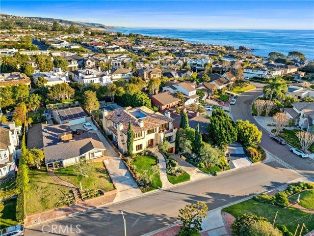 206 Driftwood Road, Corona Del Mar (newport Beach), CA 92625