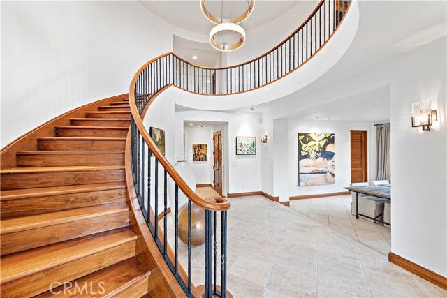 206 Driftwood Road, Corona Del Mar (newport Beach), CA 92625