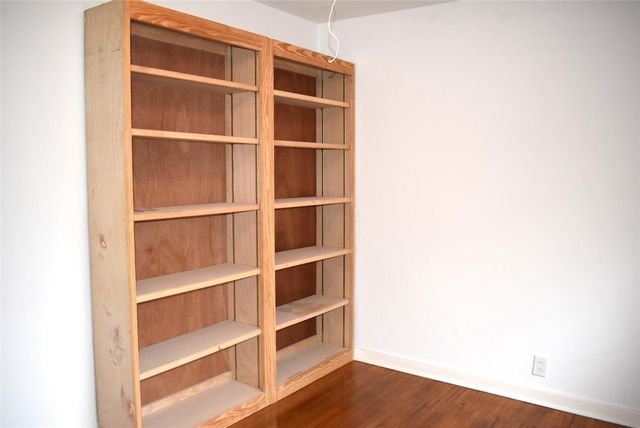 1006 Mac Drive, Sweeny, TX 77480