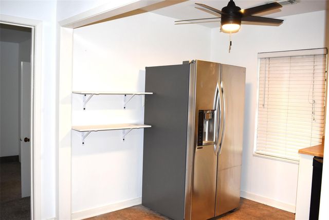 1006 Mac Drive, Sweeny, TX 77480