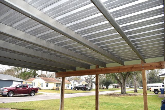 1006 Mac Drive, Sweeny, TX 77480