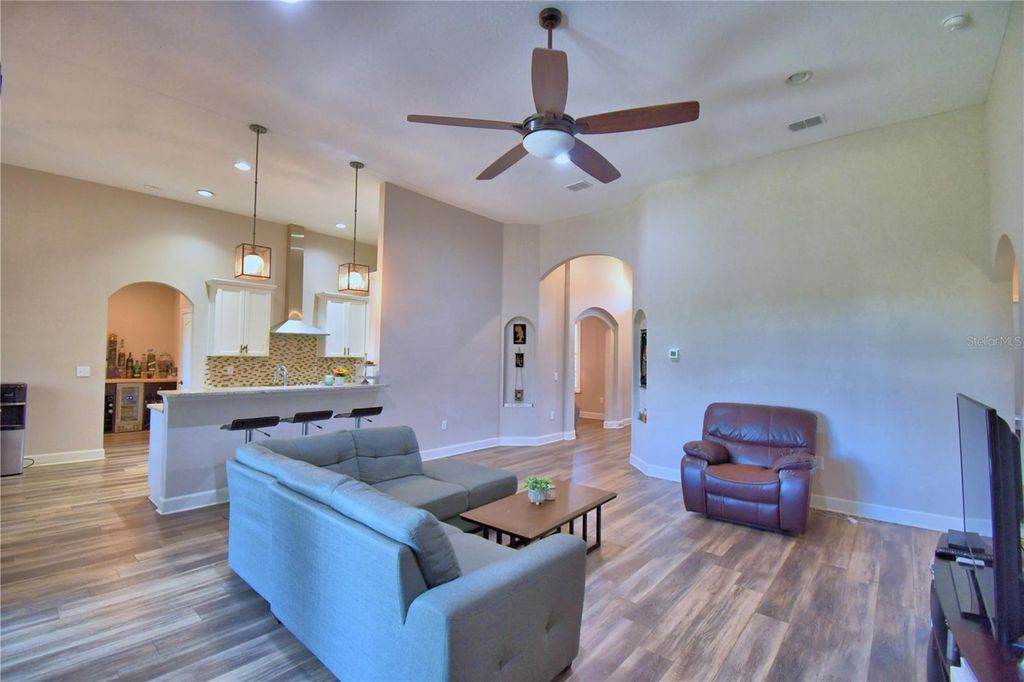 Image 20 of property listing at 6408 EVERGREEN PARK DRIVE, Lakeland, FL 33813