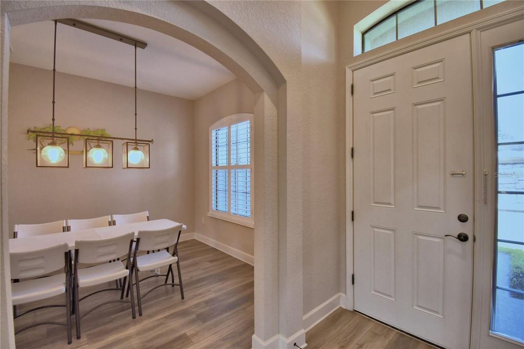 Image 3 of property listing at 6408 EVERGREEN PARK DRIVE, Lakeland, FL 33813