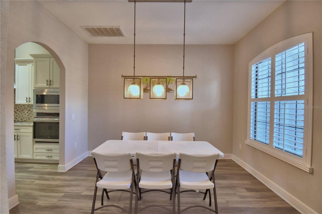 Image 4 of property listing at 6408 EVERGREEN PARK DRIVE, Lakeland, FL 33813