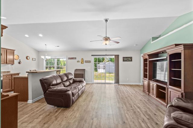 1229 Augustus Dr., Conway, SC 29527