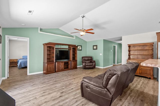 1229 Augustus Dr., Conway, SC 29527