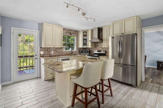 6233 Hunter Valley Road, Ooltewah, TN 37363