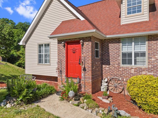 6233 Hunter Valley Road, Ooltewah, TN 37363