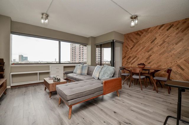 5000 Montrose Boulevard 12B, Houston, TX 77006