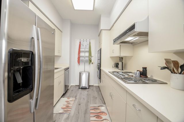 5000 Montrose Boulevard 12B, Houston, TX 77006