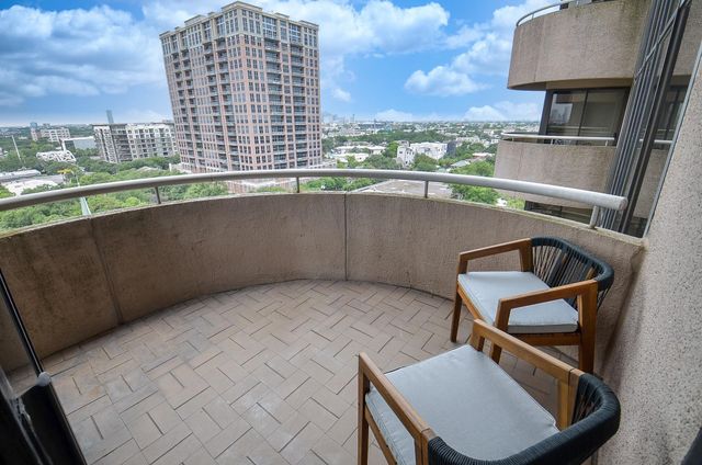 5000 Montrose Boulevard 12B, Houston, TX 77006