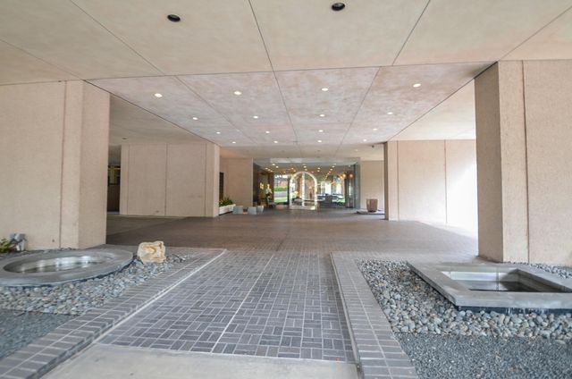 5000 Montrose Boulevard 12B, Houston, TX 77006