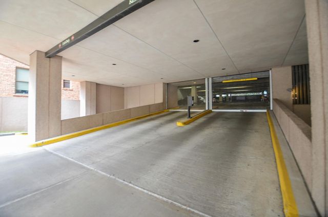 5000 Montrose Boulevard 12B, Houston, TX 77006