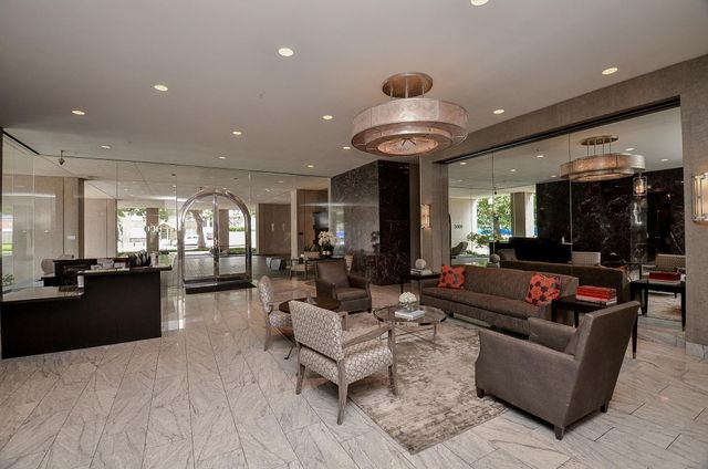 5000 Montrose Boulevard 12B, Houston, TX 77006