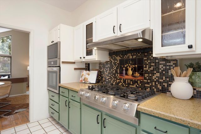 8501 Canyon Run Road NE, Albuquerque, NM 87111