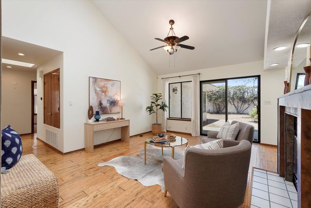 8501 Canyon Run Road NE, Albuquerque, NM 87111
