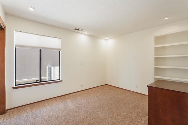 8501 Canyon Run Road NE, Albuquerque, NM 87111