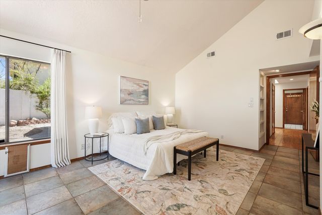 8501 Canyon Run Road NE, Albuquerque, NM 87111