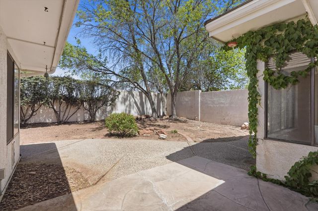 8501 Canyon Run Road NE, Albuquerque, NM 87111