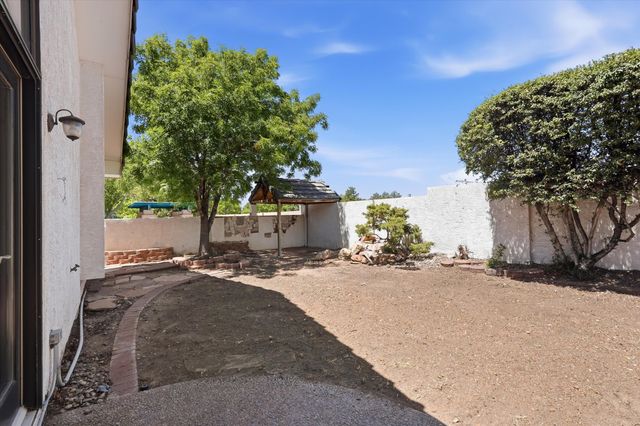 8501 Canyon Run Road NE, Albuquerque, NM 87111