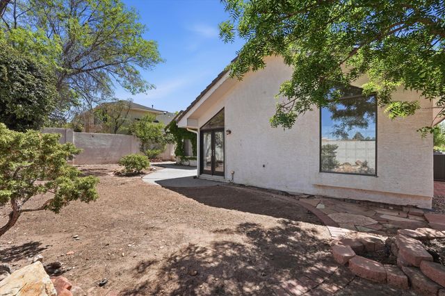 8501 Canyon Run Road NE, Albuquerque, NM 87111