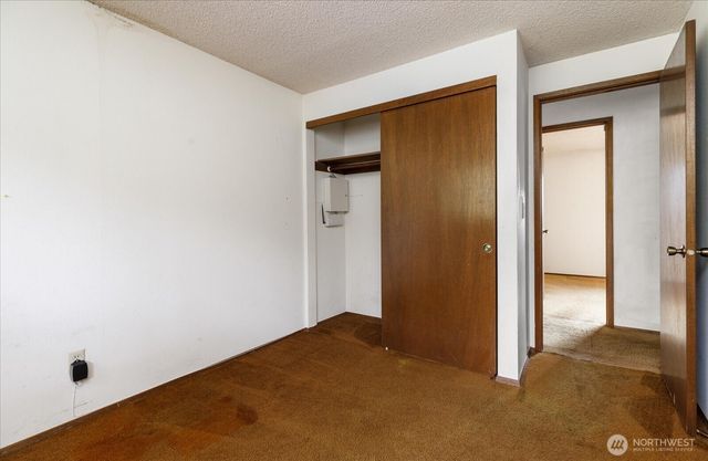 2011 Pine Wood Way, Oak Harbor, WA 98277