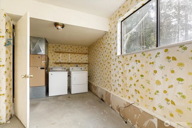 2011 Pine Wood Way, Oak Harbor, WA 98277