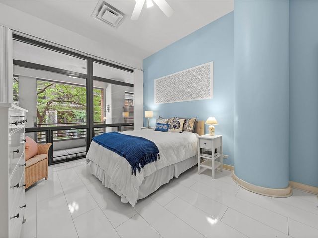 211 E Ohio Street 307, Chicago, IL 60611