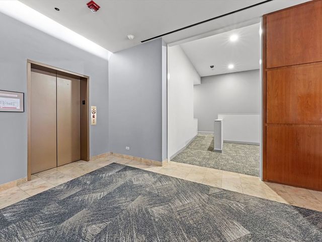 211 E Ohio Street 307, Chicago, IL 60611