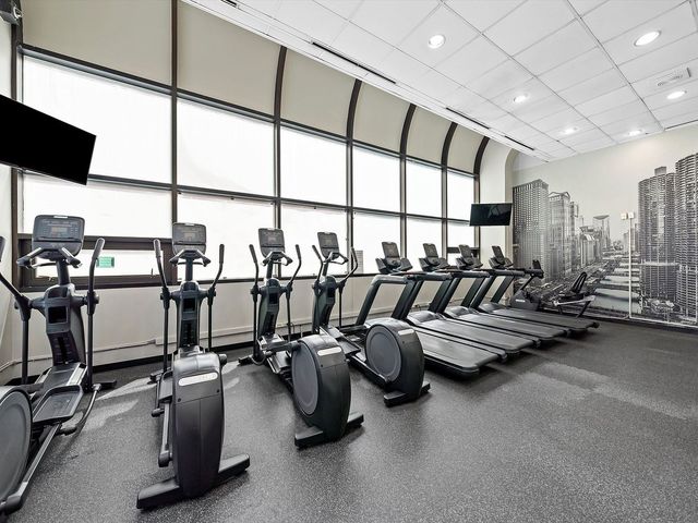 211 E Ohio Street 307, Chicago, IL 60611