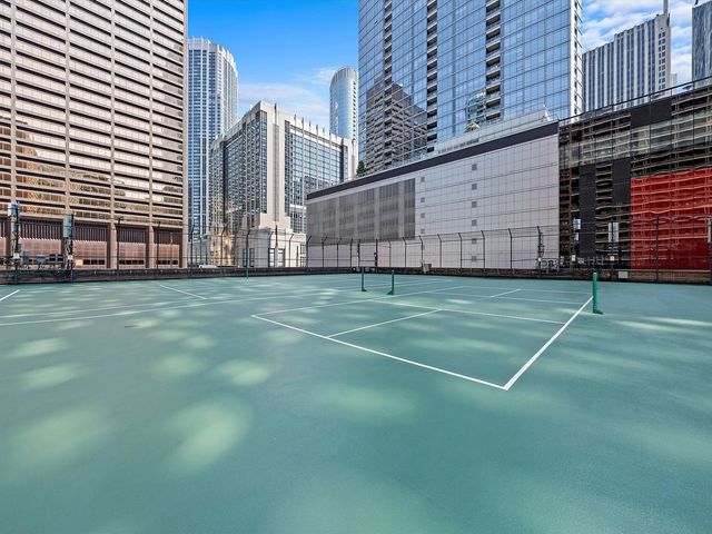 211 E Ohio Street 307, Chicago, IL 60611