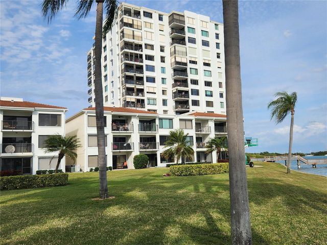 6287 BAHIA DEL MAR CIRCLE 210, St Petersburg, FL 33715