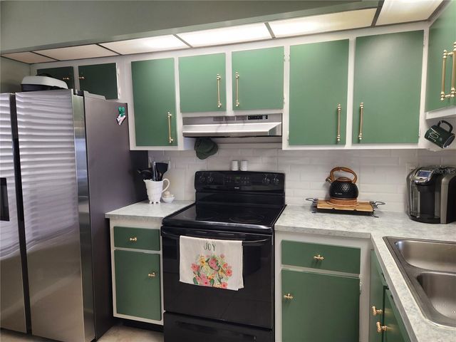 6287 BAHIA DEL MAR CIRCLE 210, St Petersburg, FL 33715