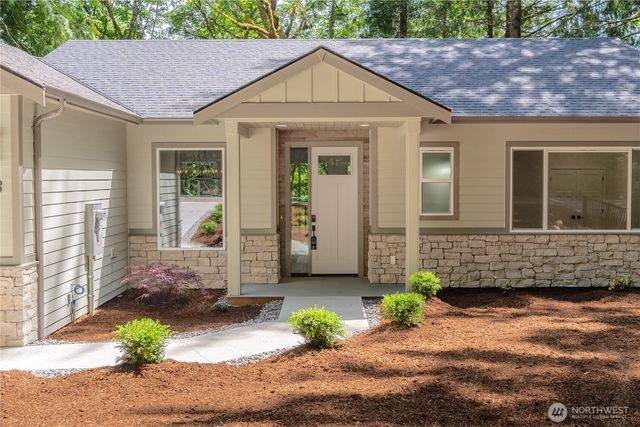 13 Deer Run Lane, Bellingham, WA 98229