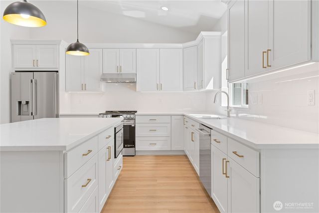 13 Deer Run Lane, Bellingham, WA 98229